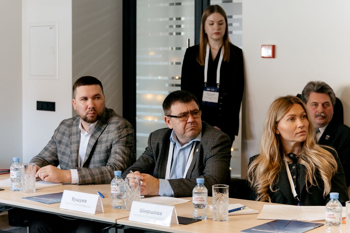 Круглый стол «Развитие АПК с&nbsp;применением современных технологий. Цифровая революция АПК в&nbsp;Тюменской области»